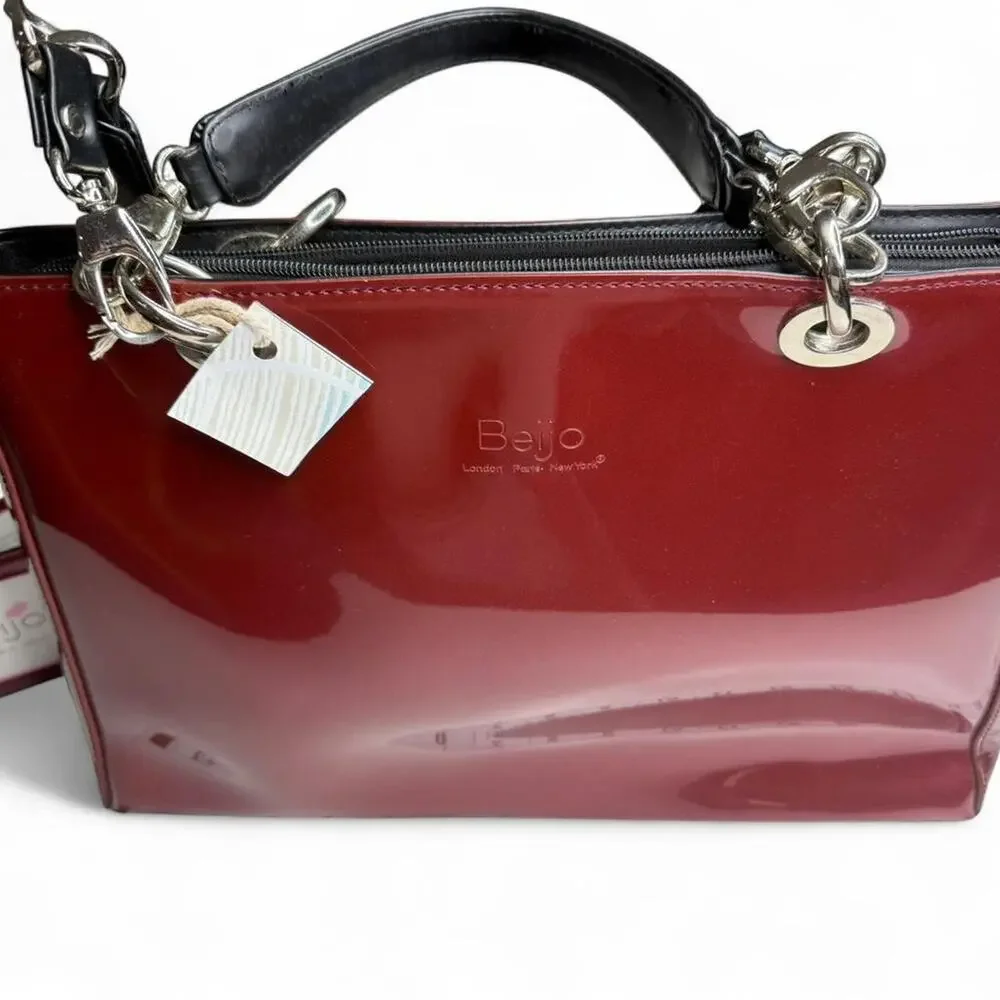 Beijo Glossy Burgundy Tote Bag | Patent Leather Look |‎ Chic Shoulder Bag